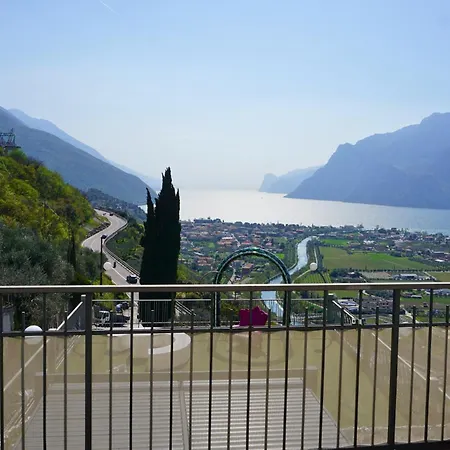 Isola Torbole Sul Garda